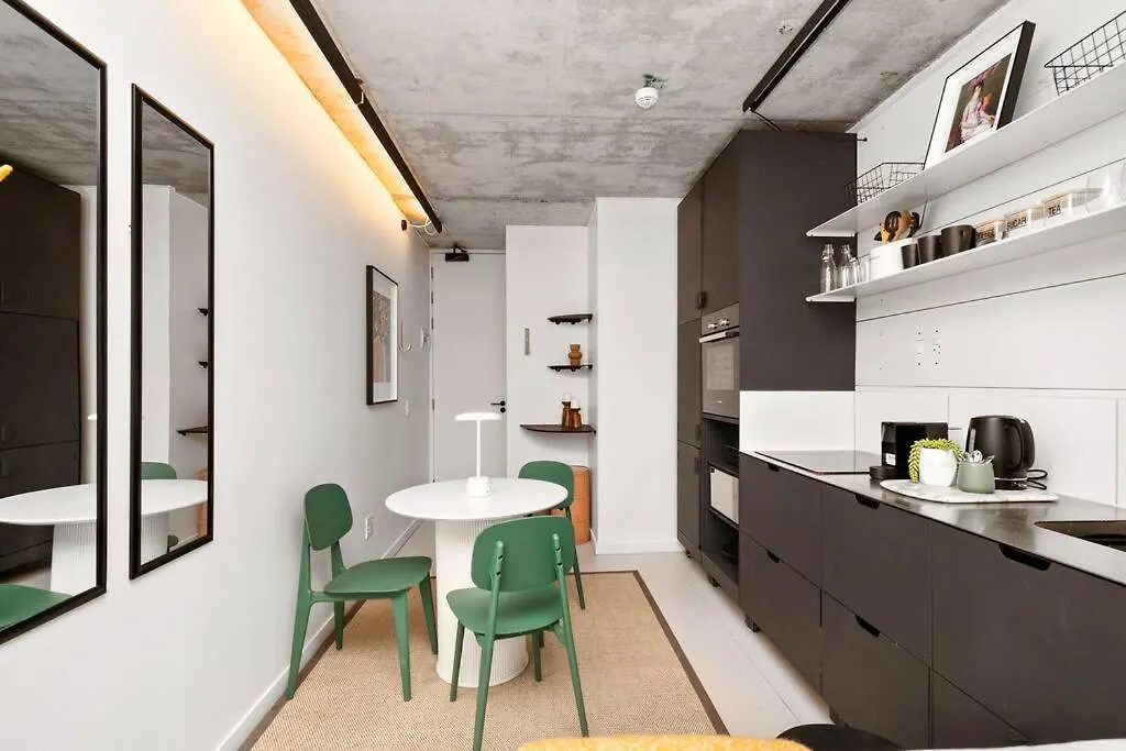 Chic Studio Retreat In ケープタウン アパート
